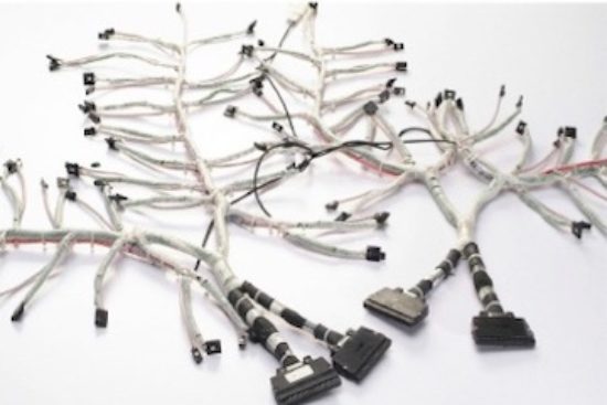 Cablaje/ansambluri de cabluri pentru industria medicală